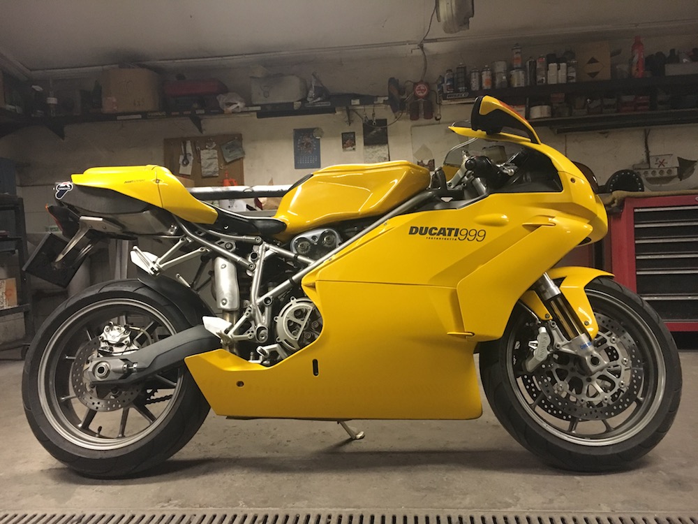 Ducati 999