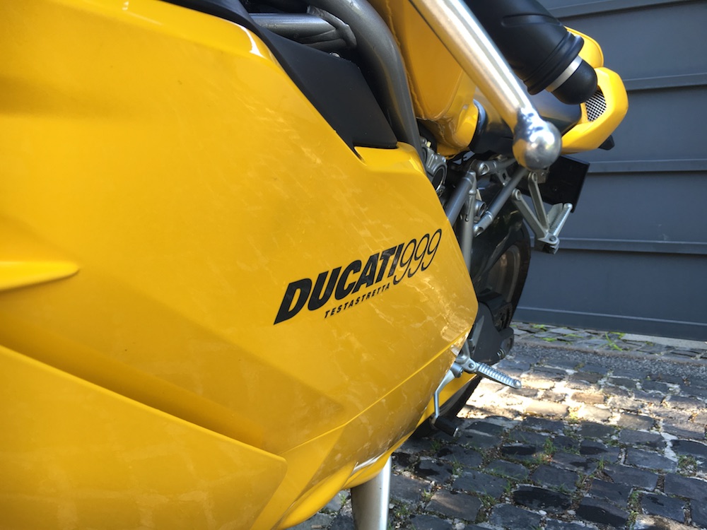 Ducati 999